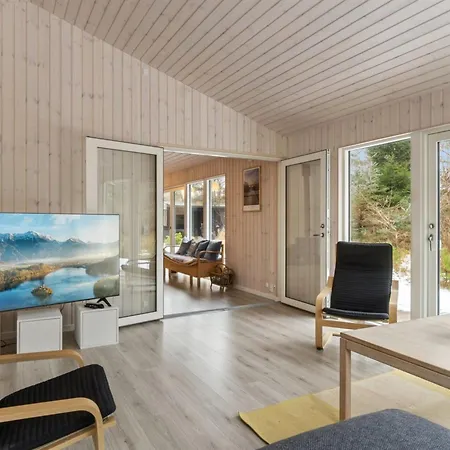 Amitola - 800m From The Sea By Interhome Casa vacanze Højby