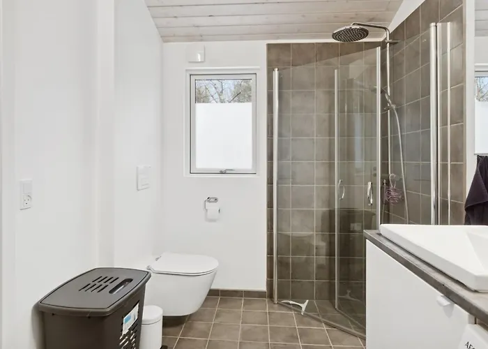 Amitola - 800m From The Sea By Interhome * Højby